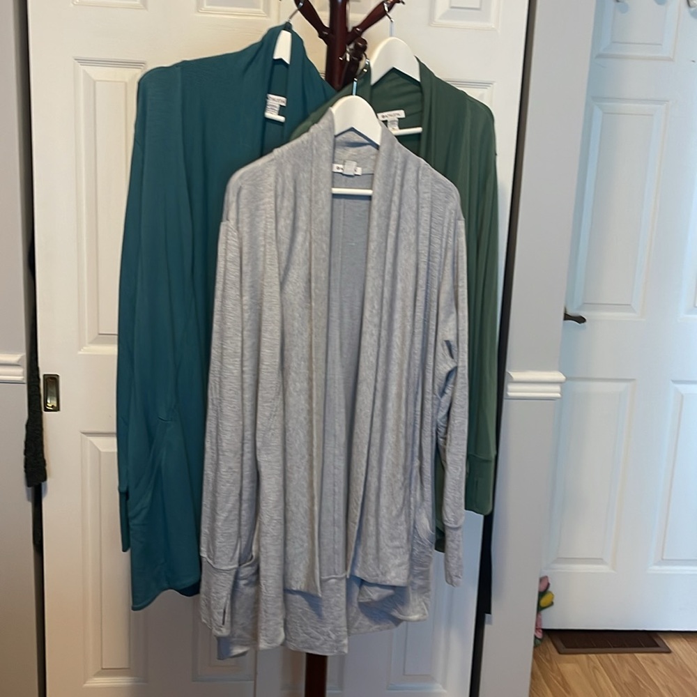 A bundle of 3 Athleta Pranayama Wrap Tops -All Size 2X